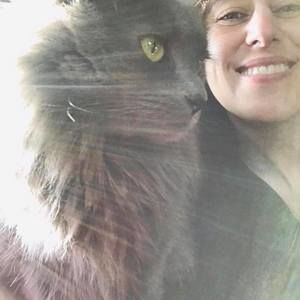 Meet your Posher, Angela